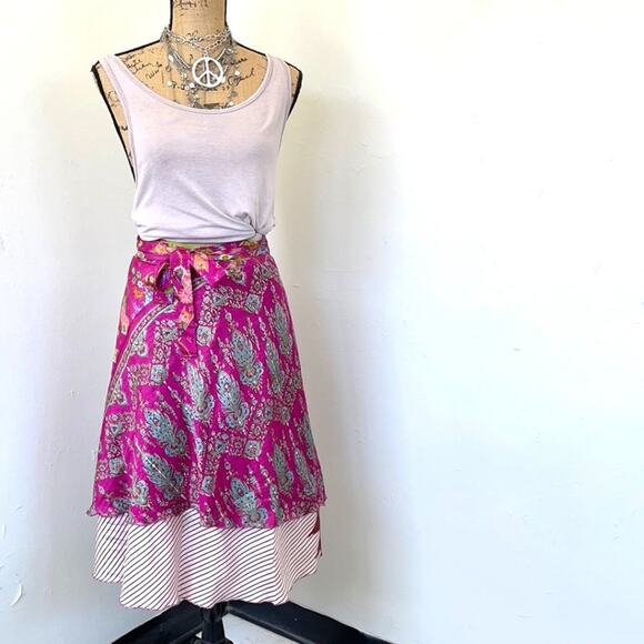 URBAN NOMAD 100% silk wrap midi boho skirt size MEDIUM - Picture 1 of 9